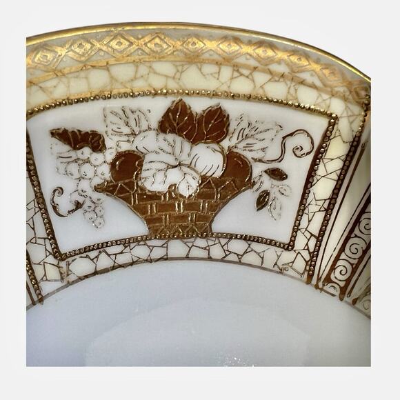 Vintage Noritake Oval Vegetable Bowl Metallic Gold White Leaves 8” Diameter - Picture 6 of 8